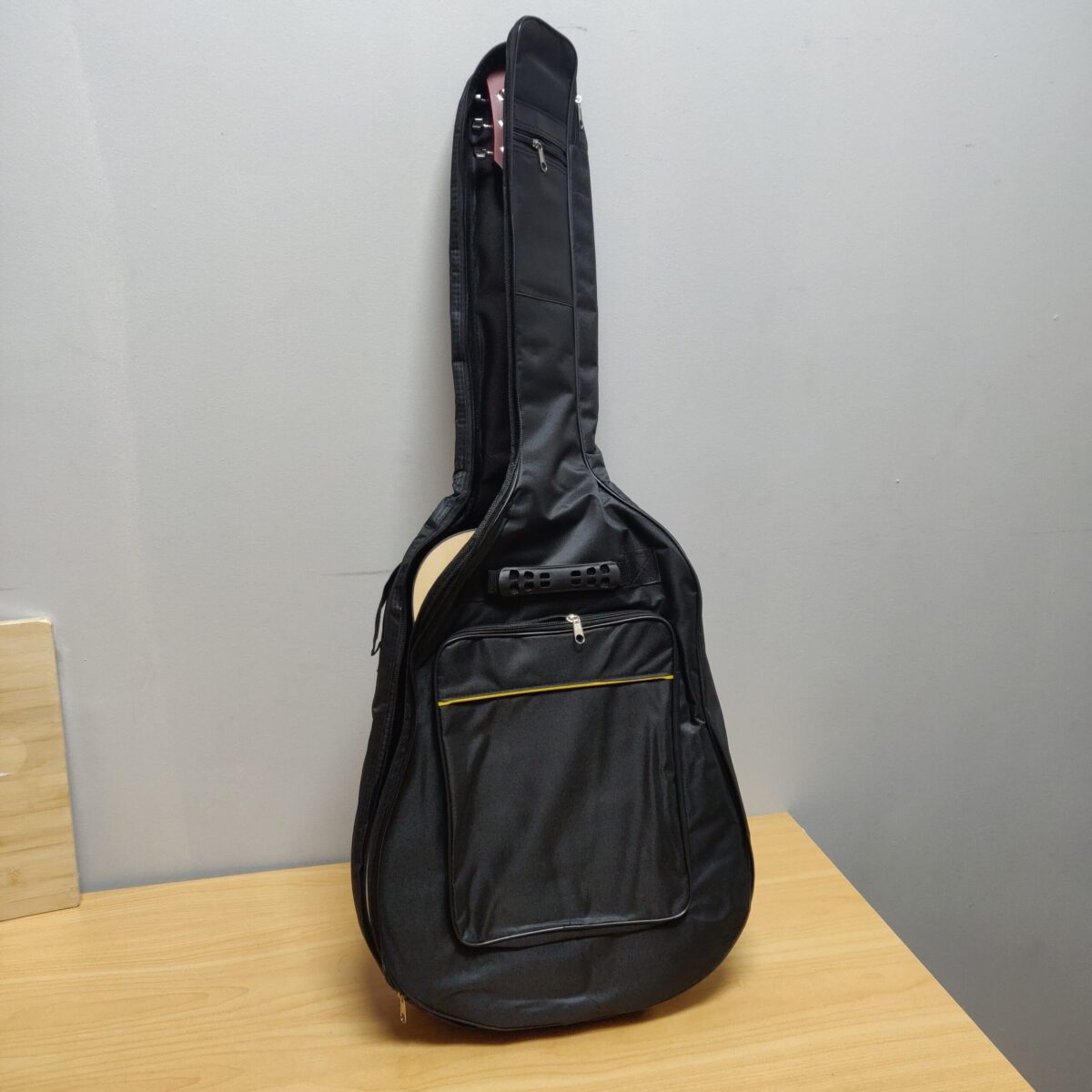 Guitar case (up to 41 inches) - Image 11