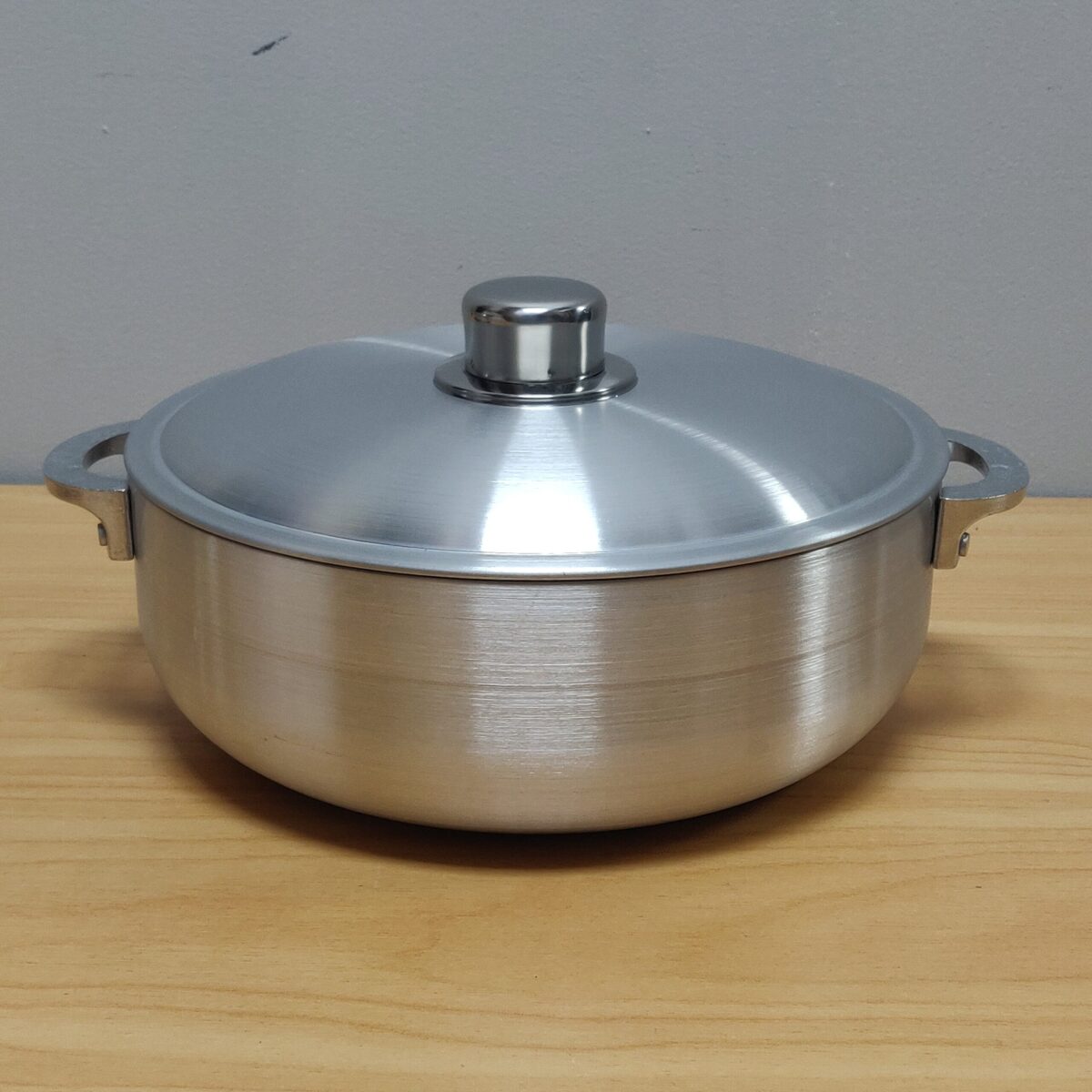 Aluminium pot 2L (20cm) - Image 8