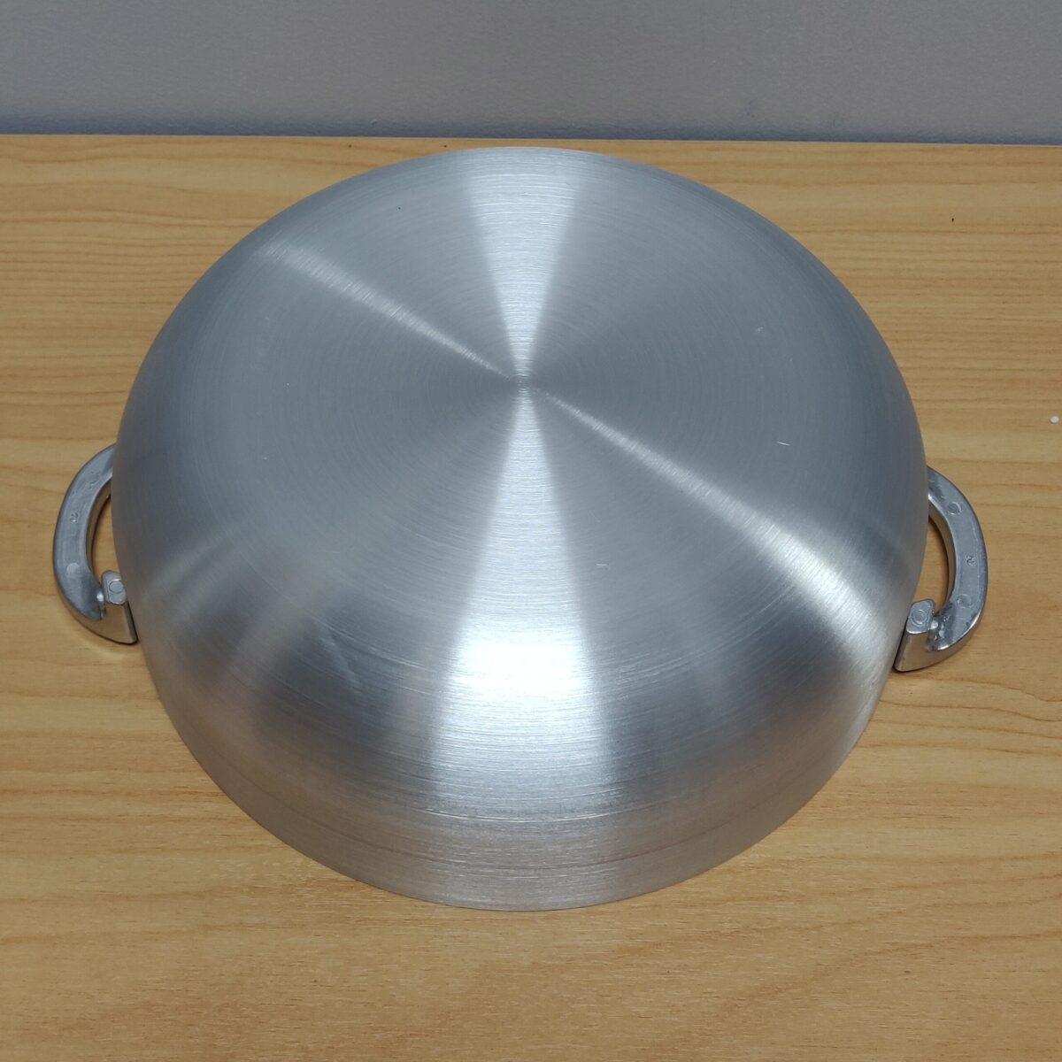 Aluminium pot 9.5L (34cm) - Image 5