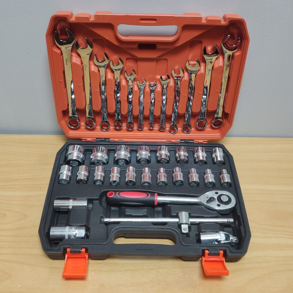Mechanics Tools Kit 37pcs - Image 4