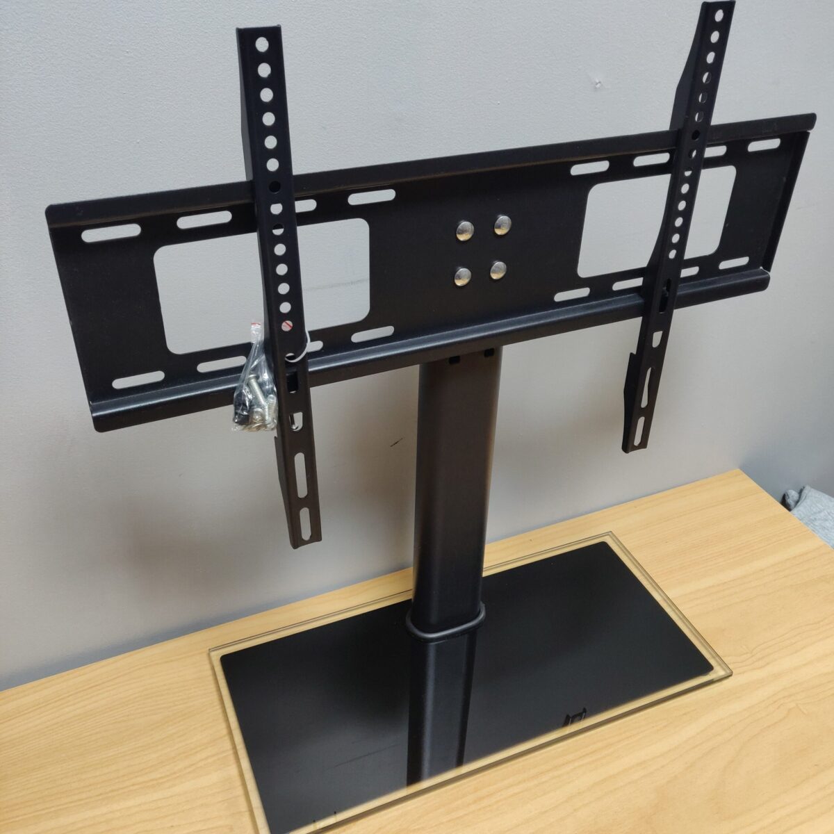 TV Stand (32 inch to 75 inch) - Image 3