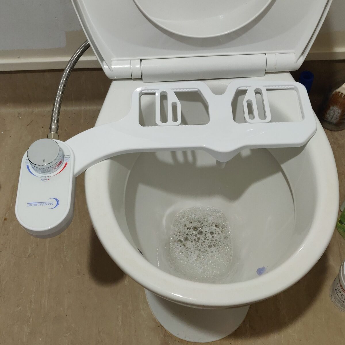 Bidet toilet seat - Image 2