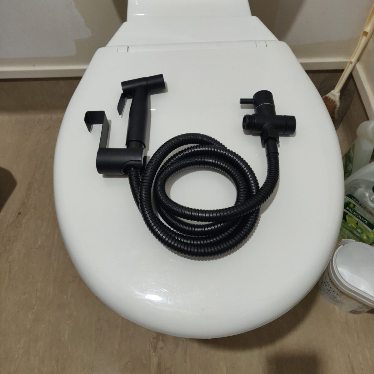 Bidet hose matte black 1.5m long - Image 3