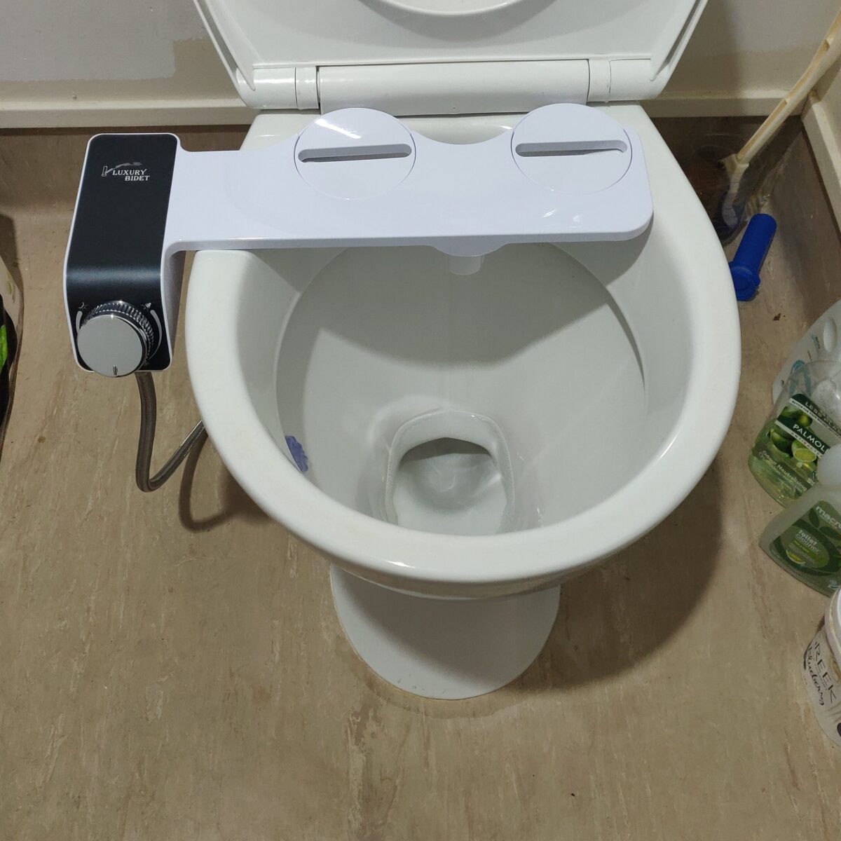 Bidet toilet seat - Image 5