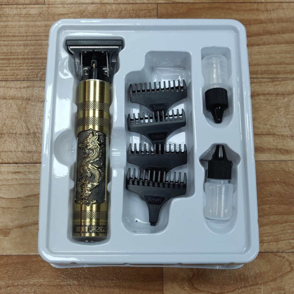Cordless rechargeable hair trimmer - Image 2