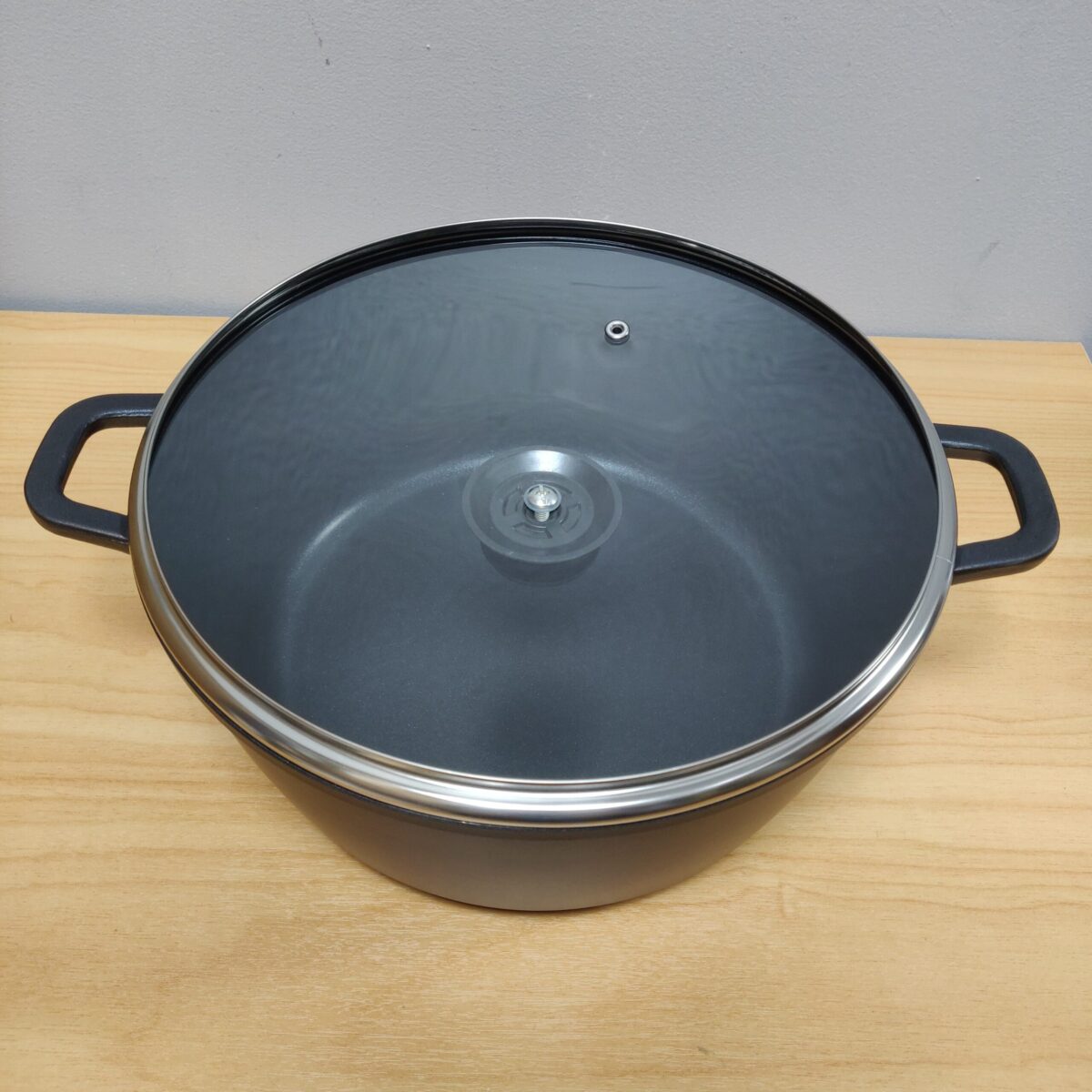 Aluminium induction pot 32cm diameter, 9.5L - Image 3