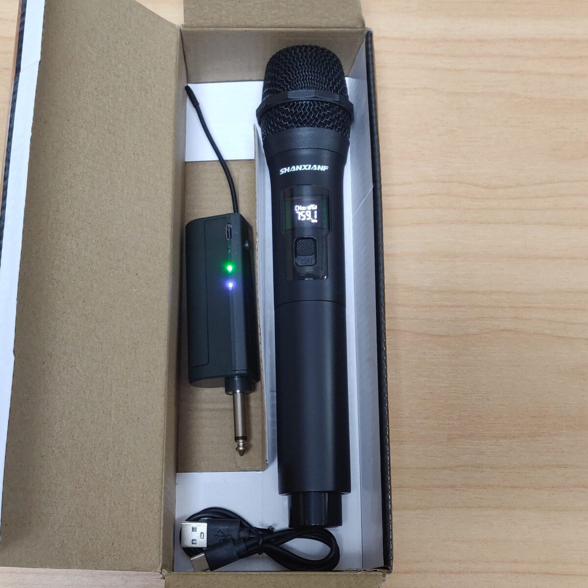 Rechargeable Wireless microphone