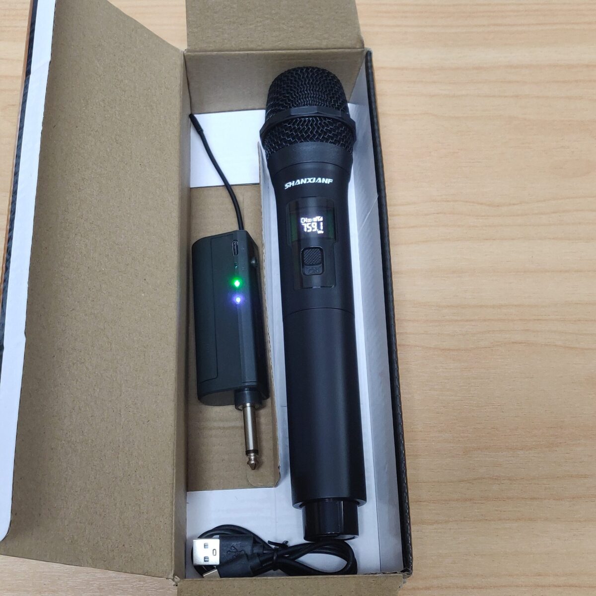 Rechargeable Wireless microphone - Image 3
