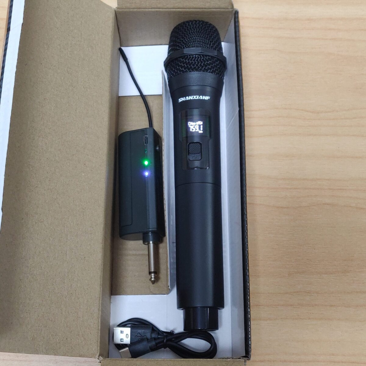 Rechargeable Wireless microphone - Image 4