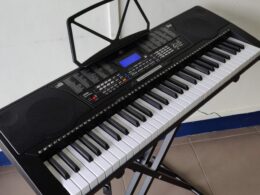 Keyboard Piano 61 Keys Basic with Deeper Keys