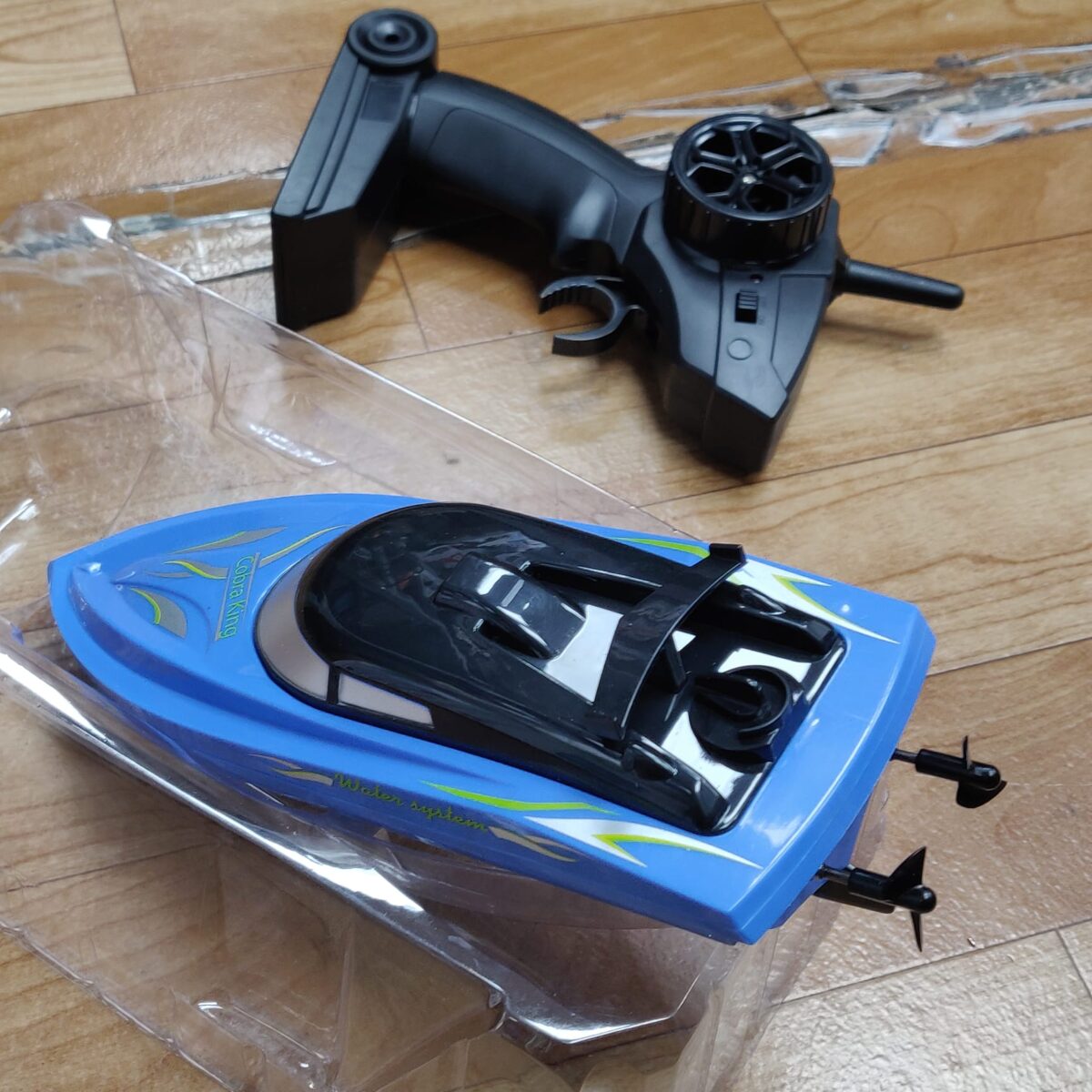 RC boats (small) - Image 4