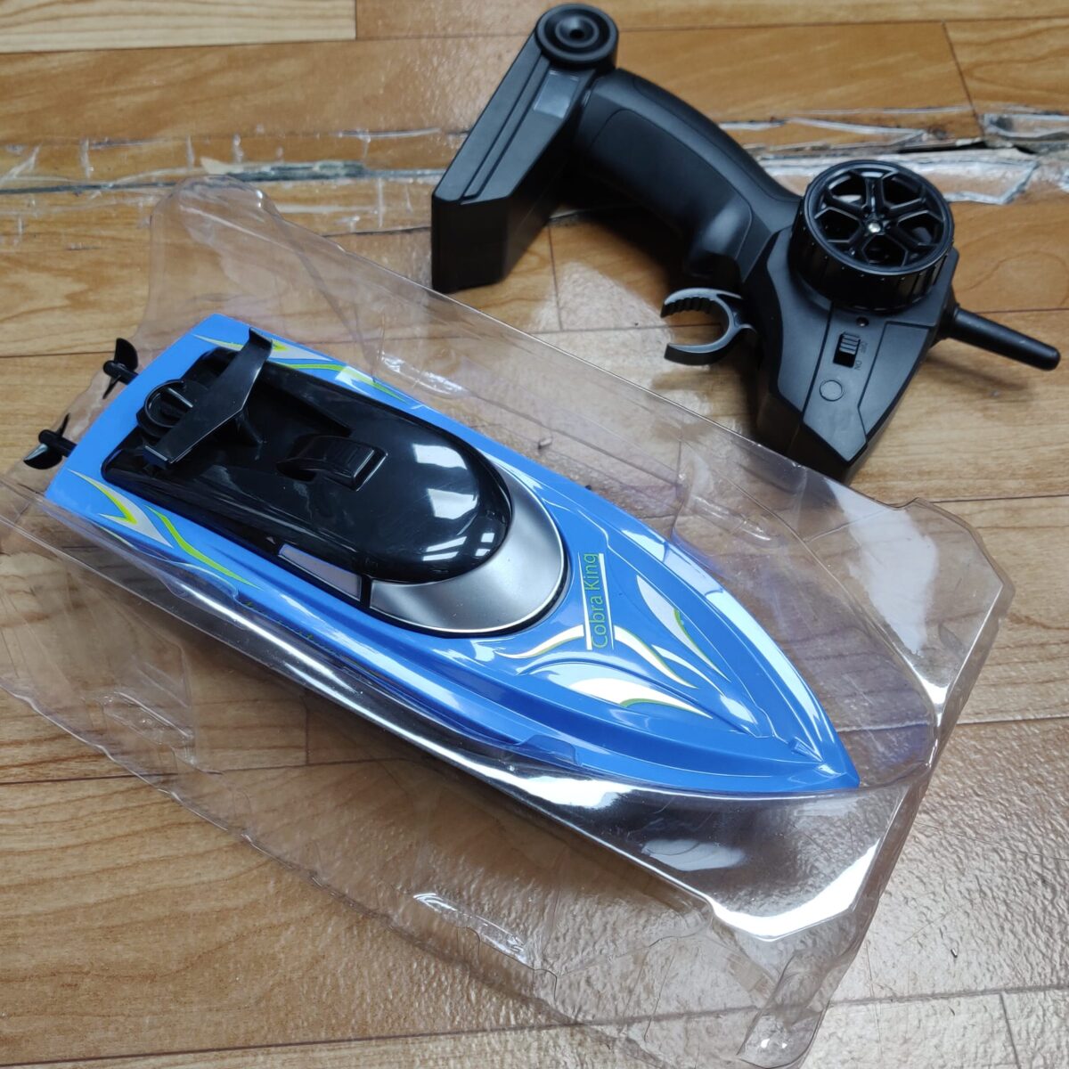 RC boats (small) - Image 5