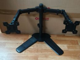 Dual monitor stand