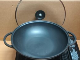 Non stick casserole wok