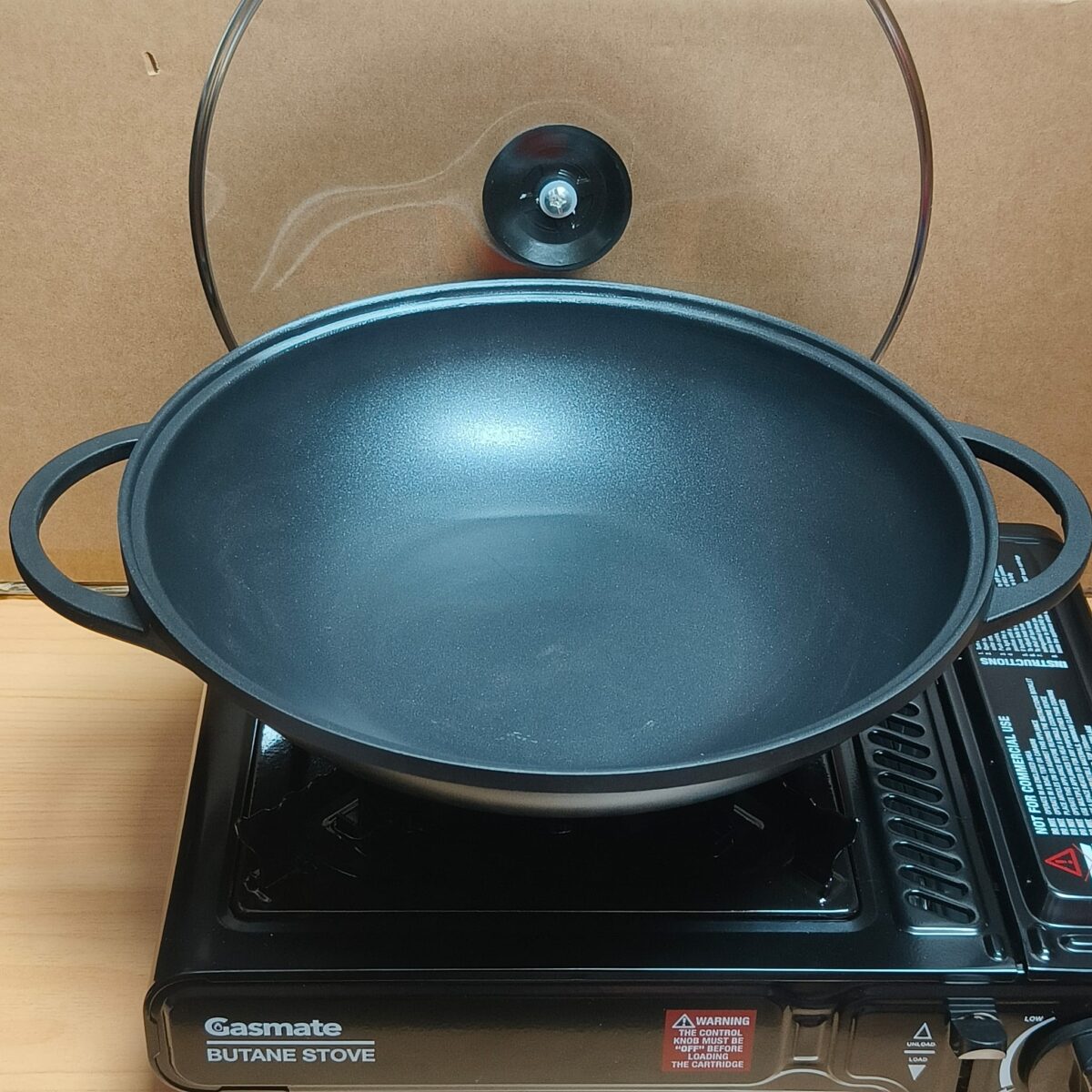 Non stick casserole wok - Image 3