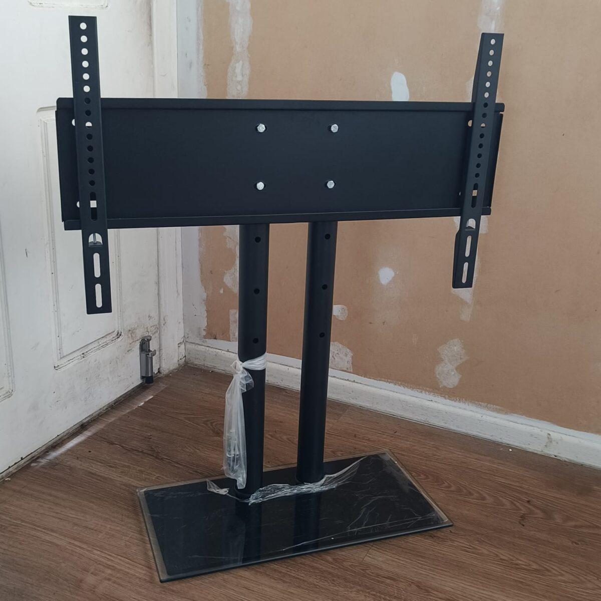 TV Stand (32 inch to 75 inch)