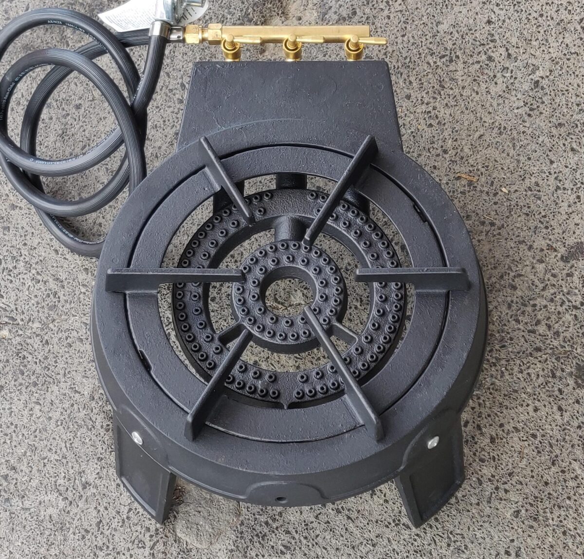 Triple Burner Cast Iron Gas Cooker - Image 2